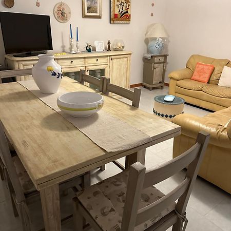 Comfort House Apartment ออลเบีย ภายนอก รูปภาพ